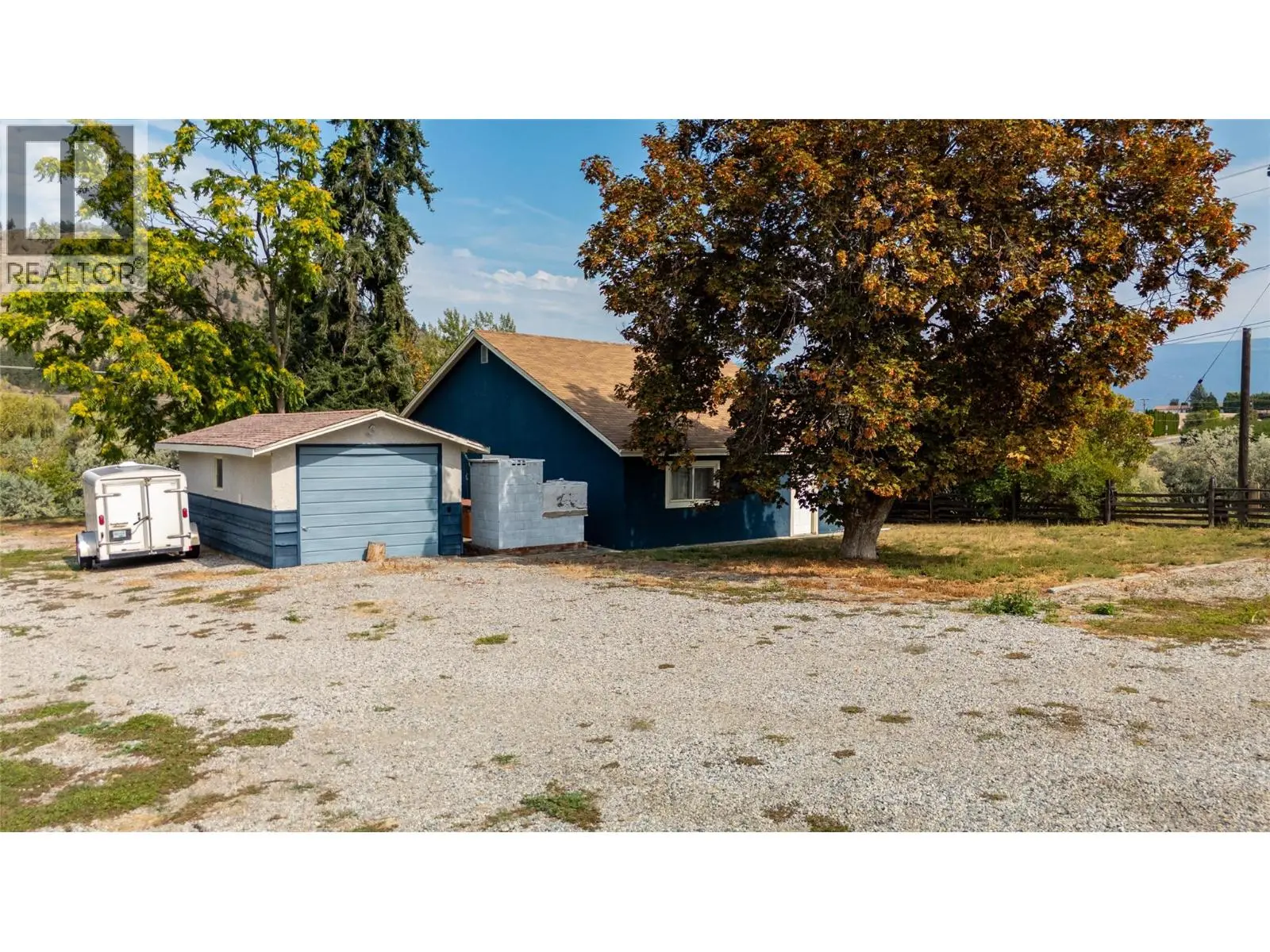 5214 Monro Avenue. Summerland, British Columbia