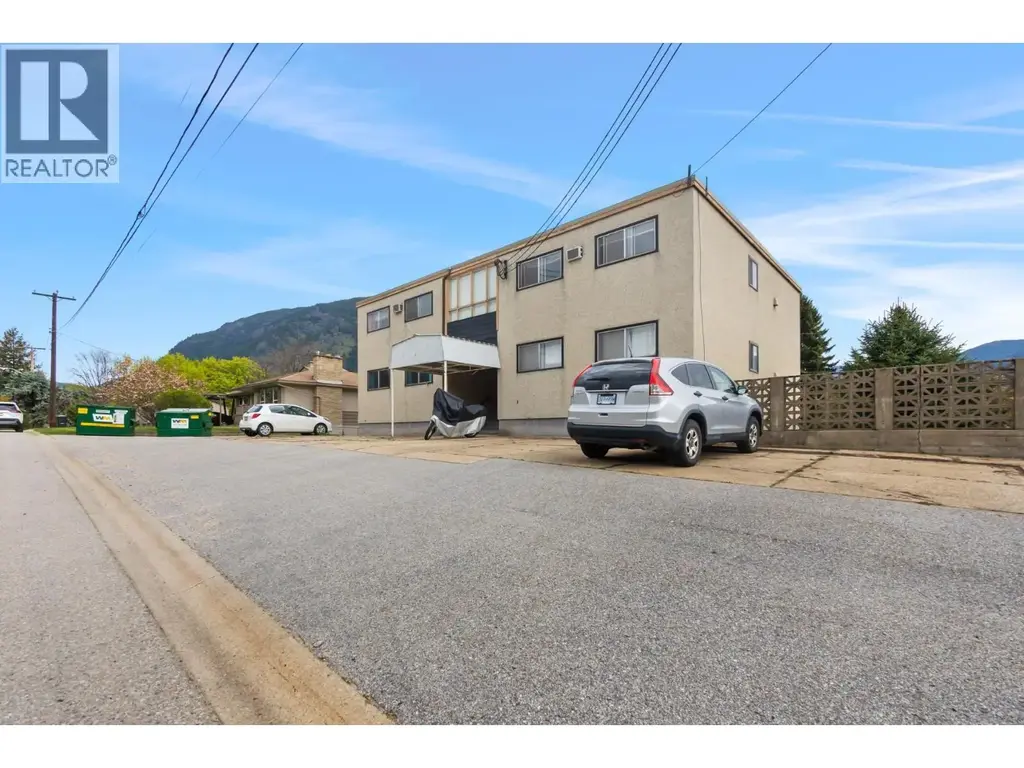 525 11th Avenue, Castlegar