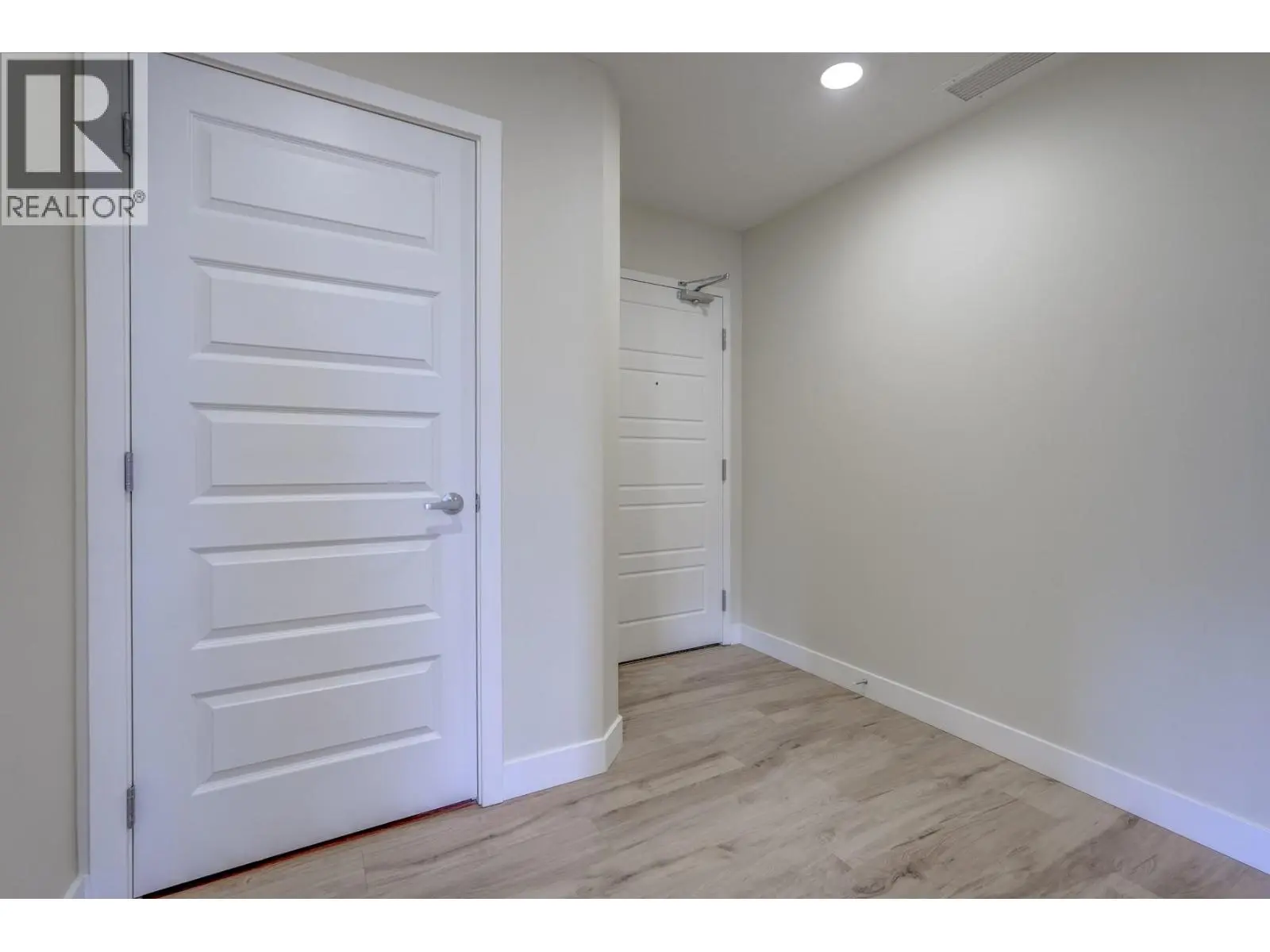 5620 51st Street Unit# 307. Osoyoos, British Columbia