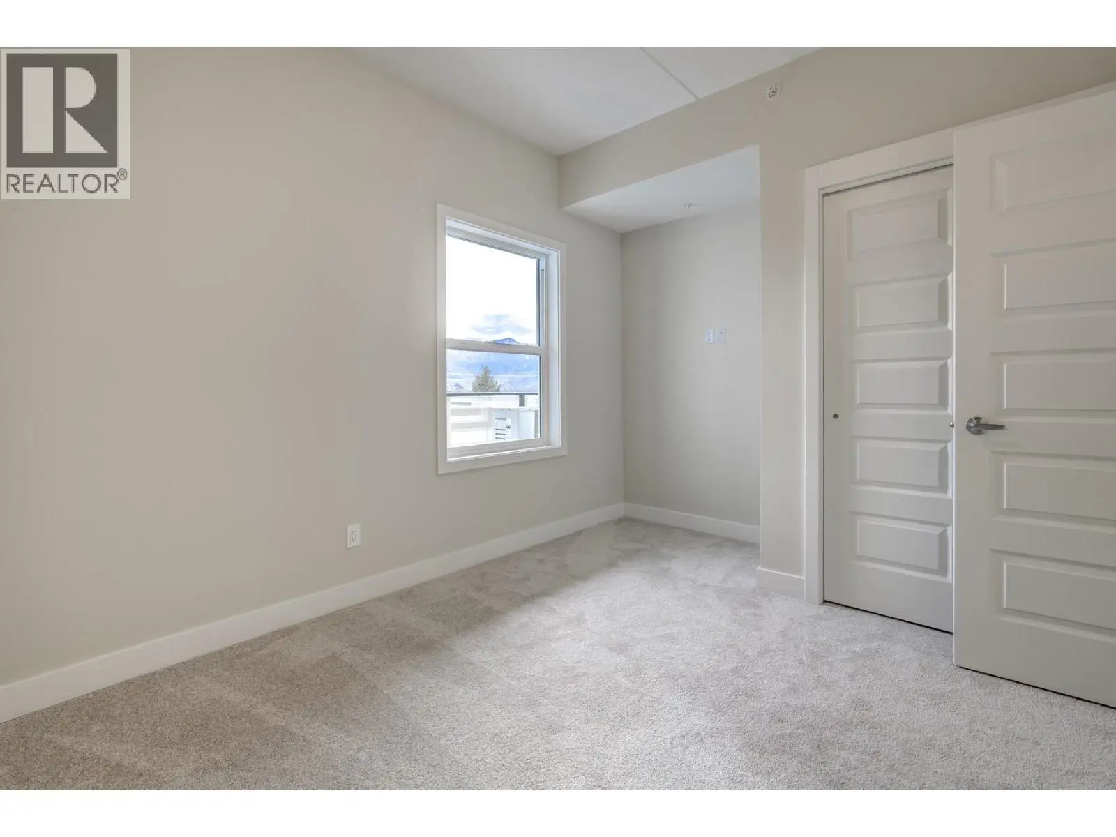 5620 51st Street Unit# 307. Osoyoos, British Columbia