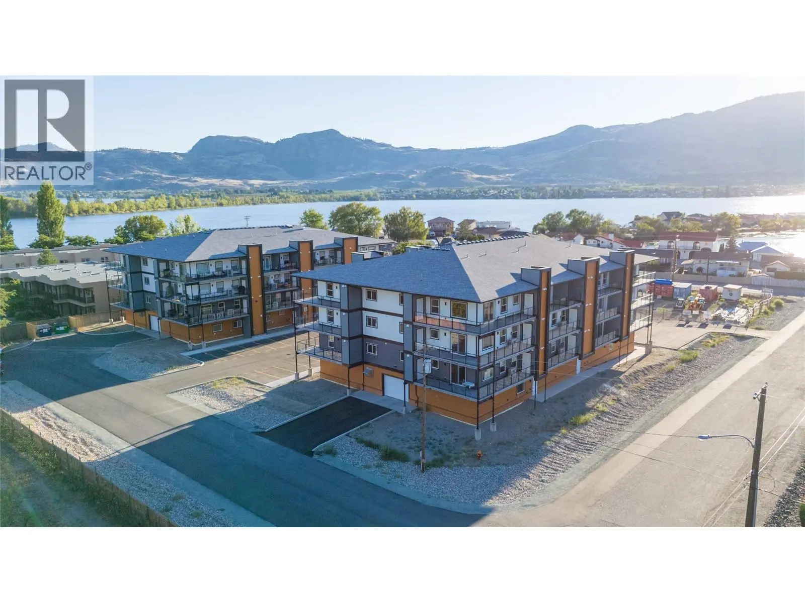 5620 51st Street Unit# 307. Osoyoos, British Columbia