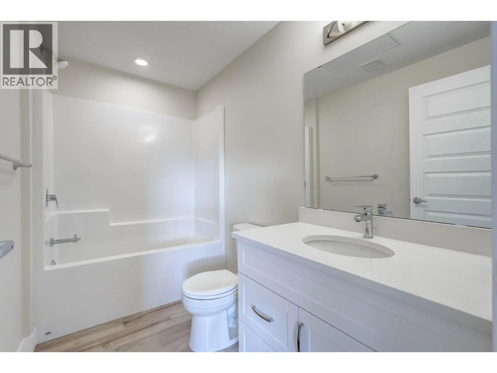 5620 51st Street Unit# 307. Osoyoos, British Columbia