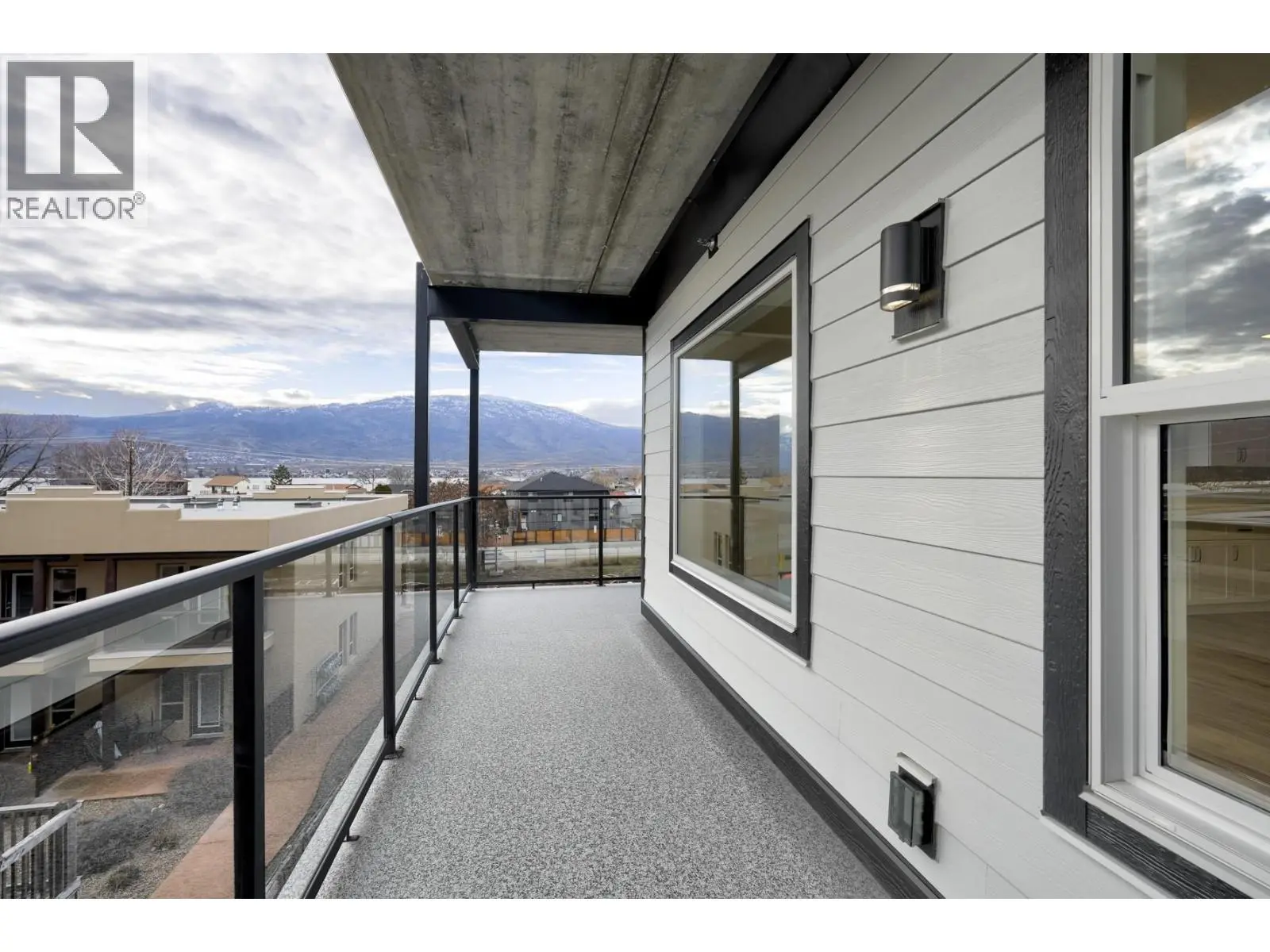 5620 51st Street Unit# 307. Osoyoos, British Columbia