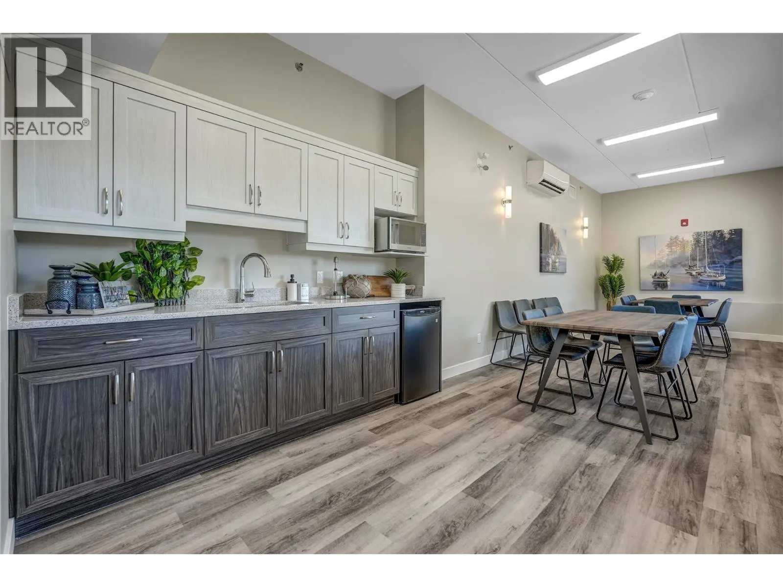 5620 51st Street Unit# 307. Osoyoos, British Columbia