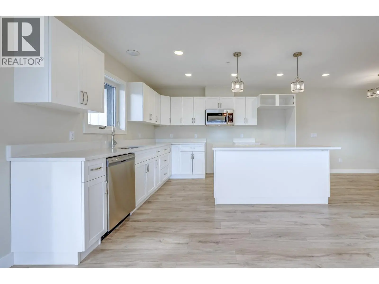 5620 51st Street Unit# 307. Osoyoos, British Columbia