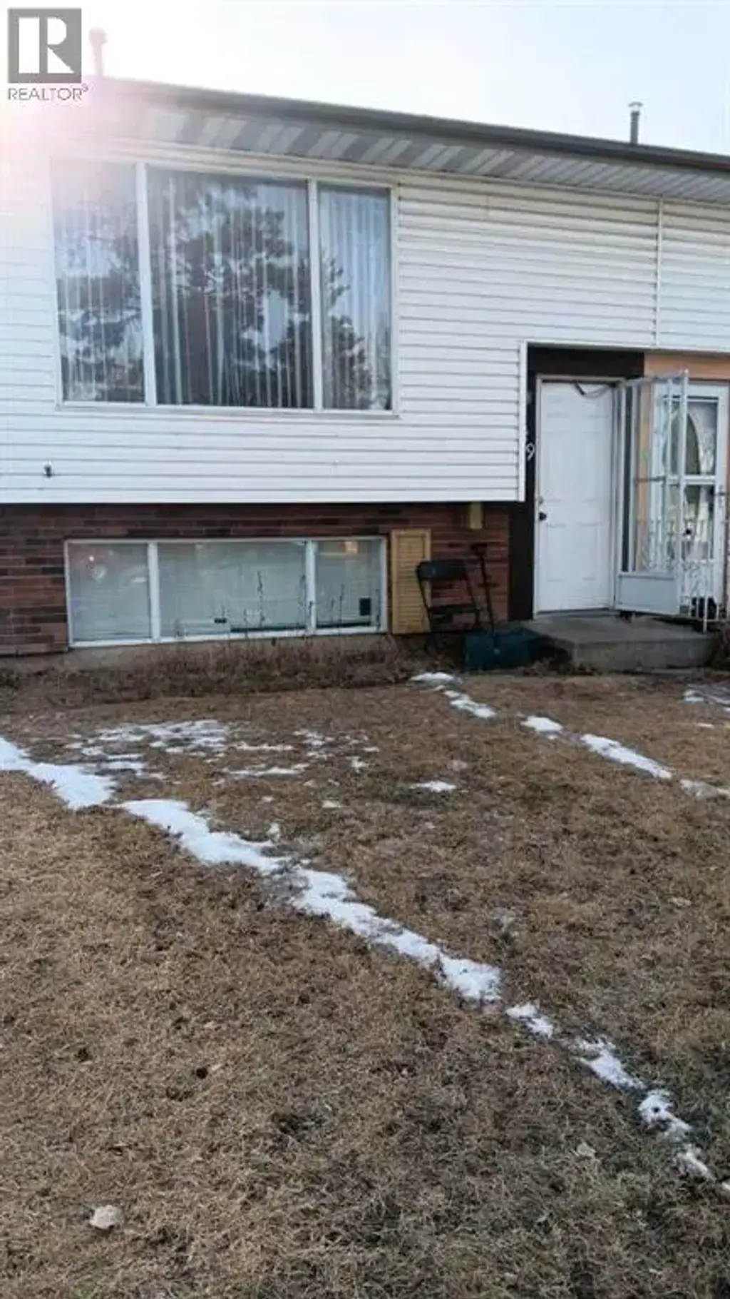 649 Pineland Road Ne, Calgary