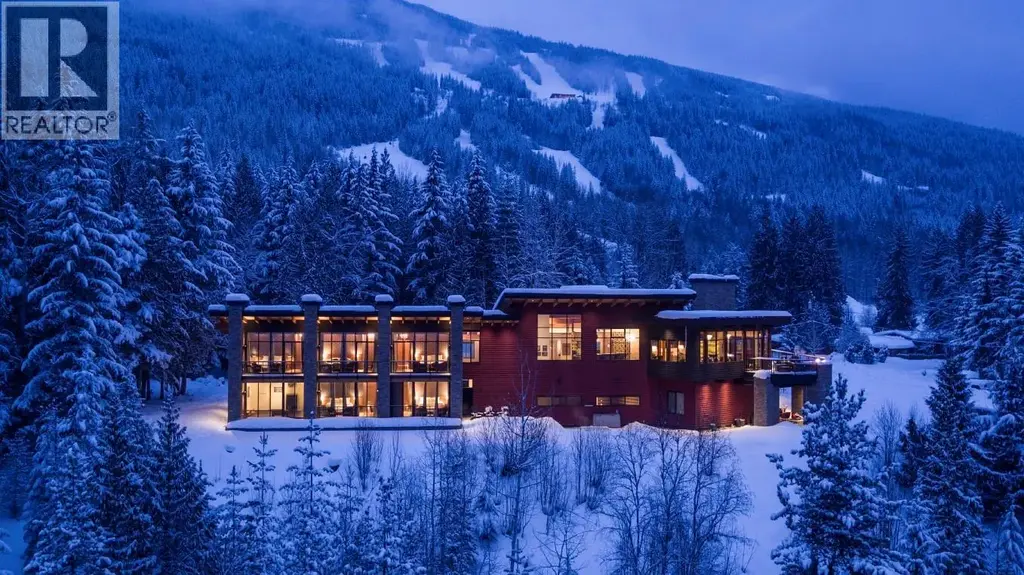 1944 Leidloff Road, Revelstoke