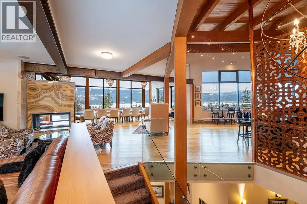 1944 Leidloff Road. Revelstoke, British Columbia