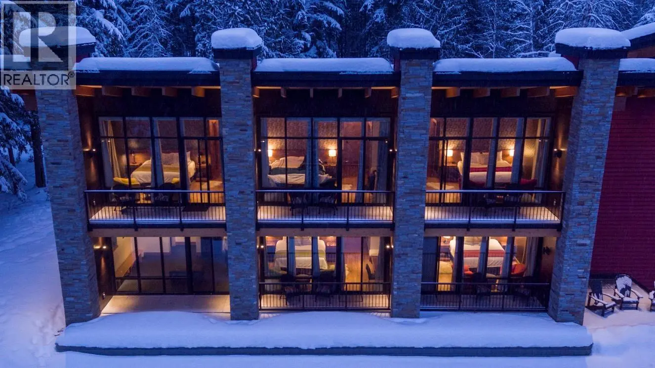1944 Leidloff Road. Revelstoke, British Columbia