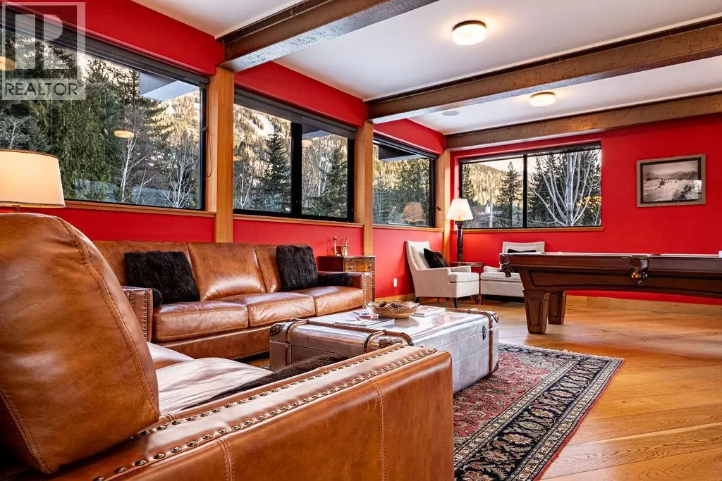 1944 Leidloff Road. Revelstoke, British Columbia