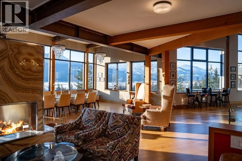 1944 Leidloff Road. Revelstoke, British Columbia