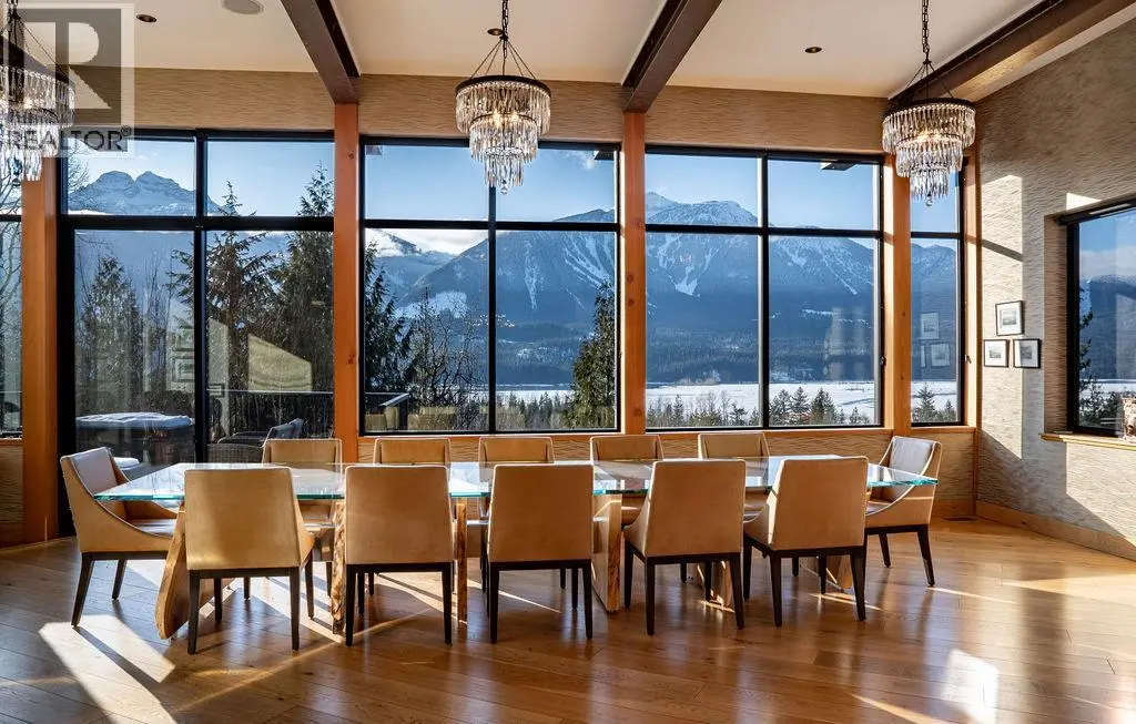 1944 Leidloff Road. Revelstoke, British Columbia