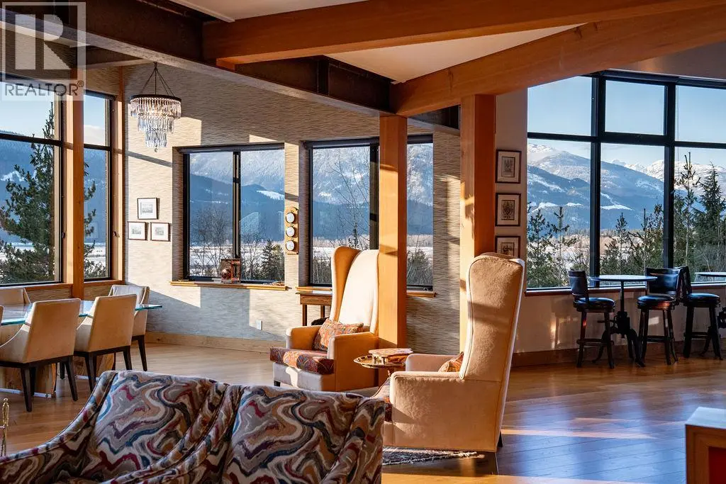 1944 Leidloff Road. Revelstoke, British Columbia