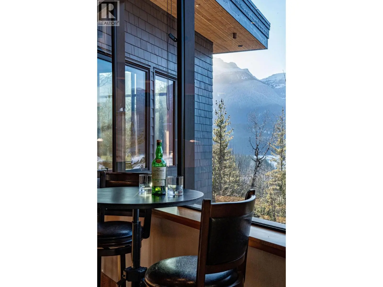 1944 Leidloff Road. Revelstoke, British Columbia