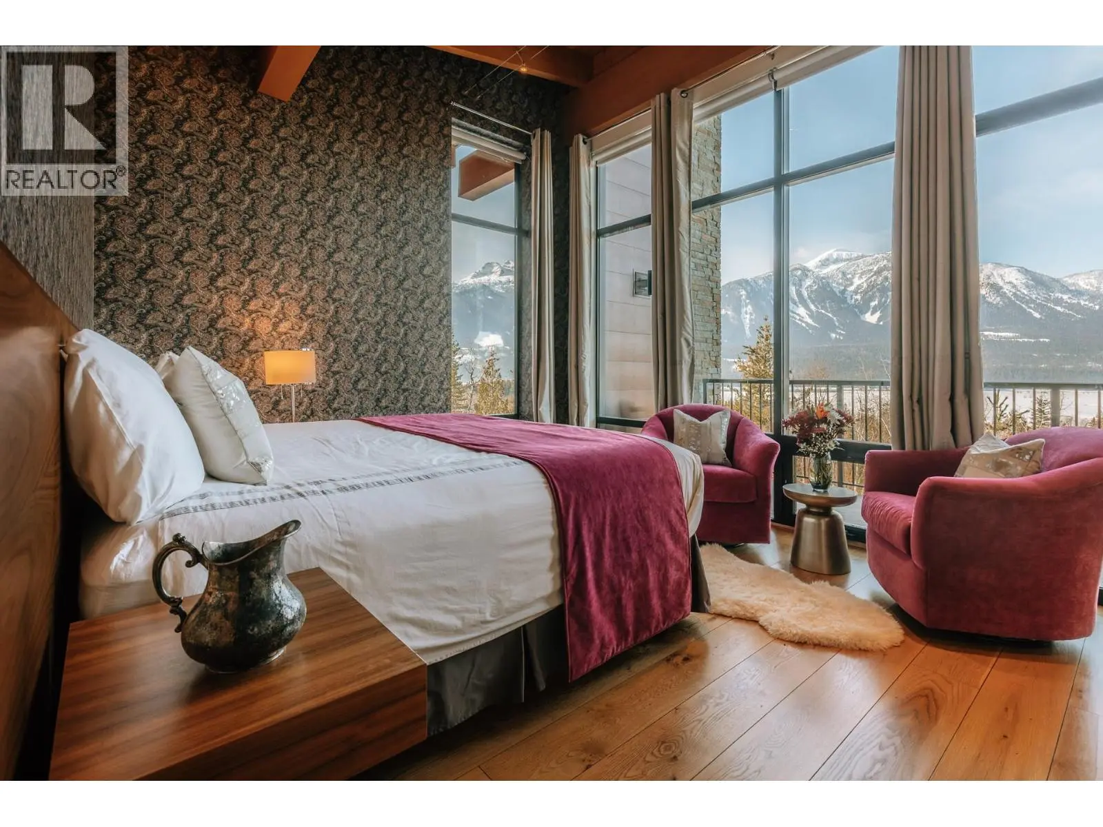 1944 Leidloff Road. Revelstoke, British Columbia
