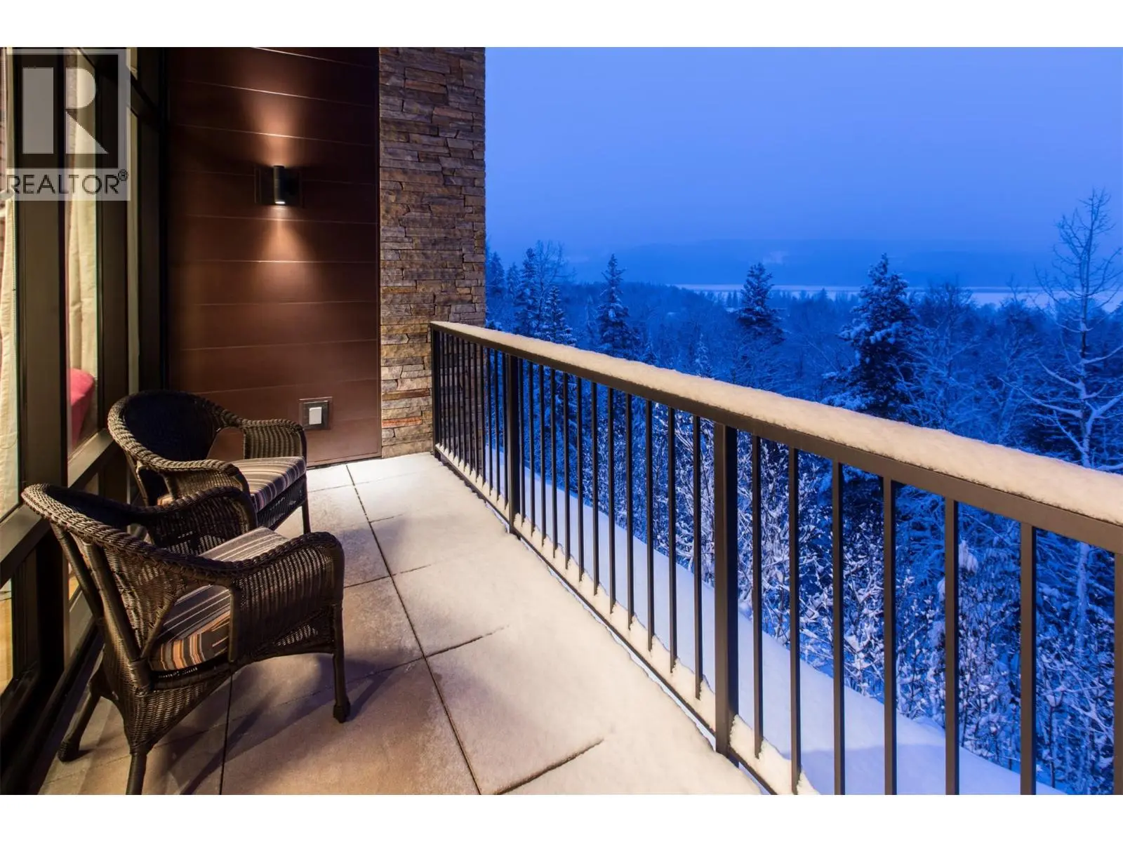 1944 Leidloff Road. Revelstoke, British Columbia