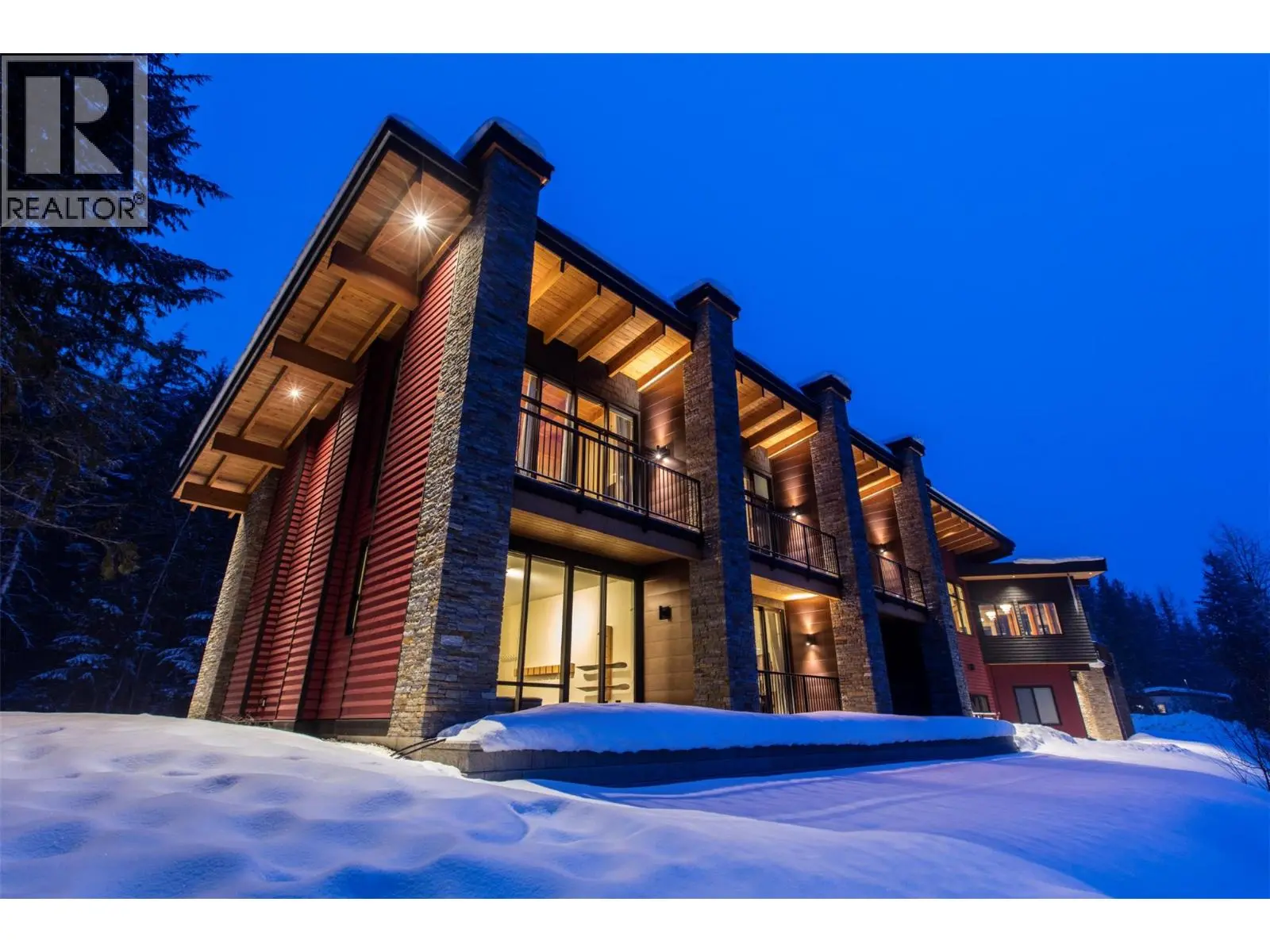 1944 Leidloff Road. Revelstoke, British Columbia