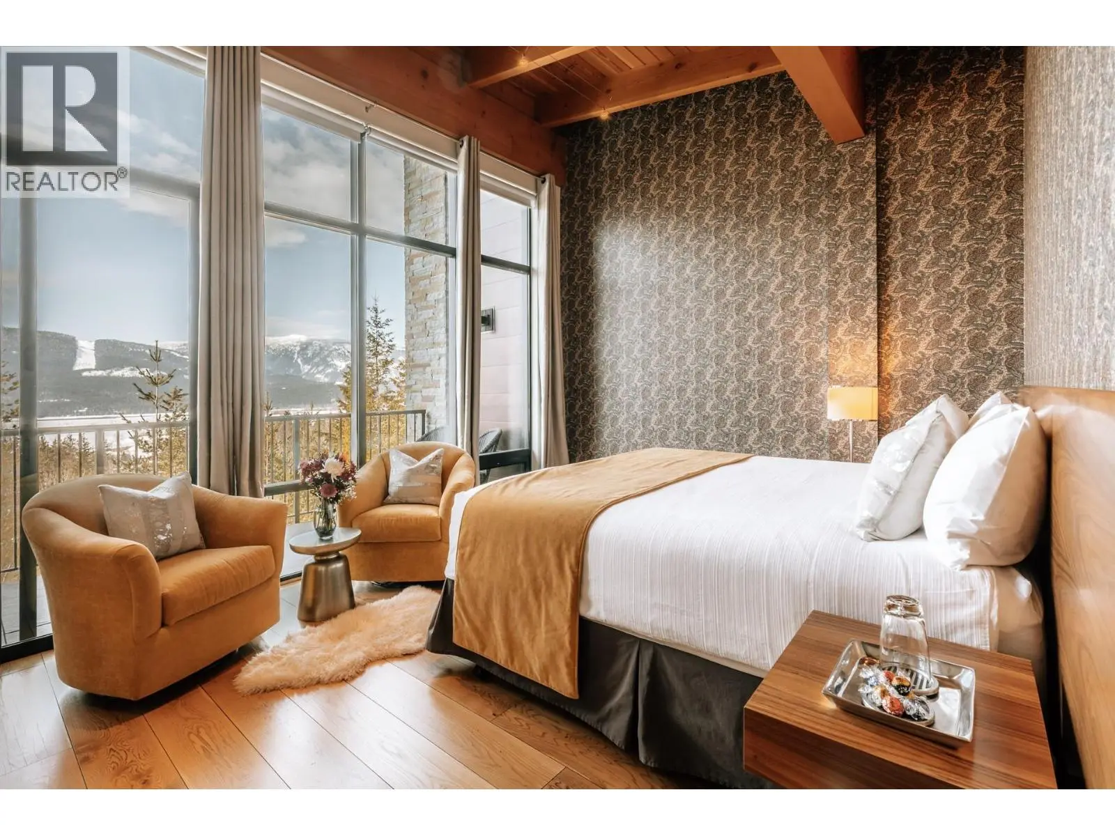 1944 Leidloff Road. Revelstoke, British Columbia