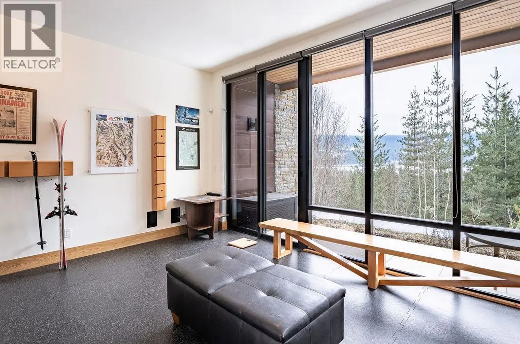 1944 Leidloff Road. Revelstoke, British Columbia