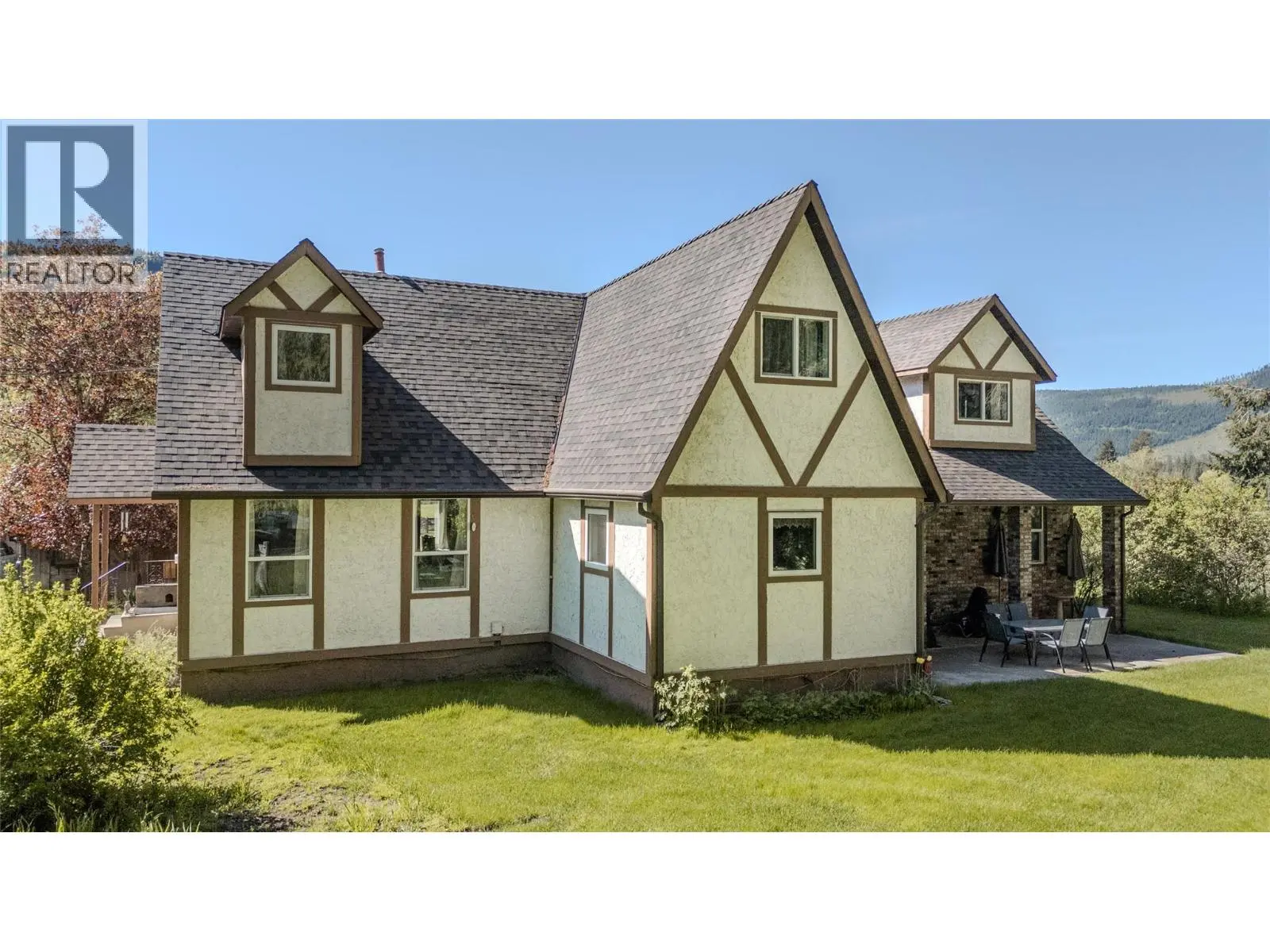 487 Mabel Lake Road. Lumby, British Columbia