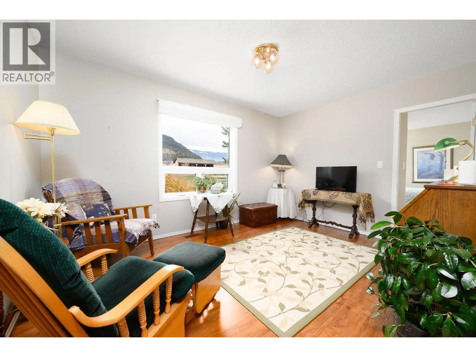 487 Mabel Lake Road. Lumby, British Columbia
