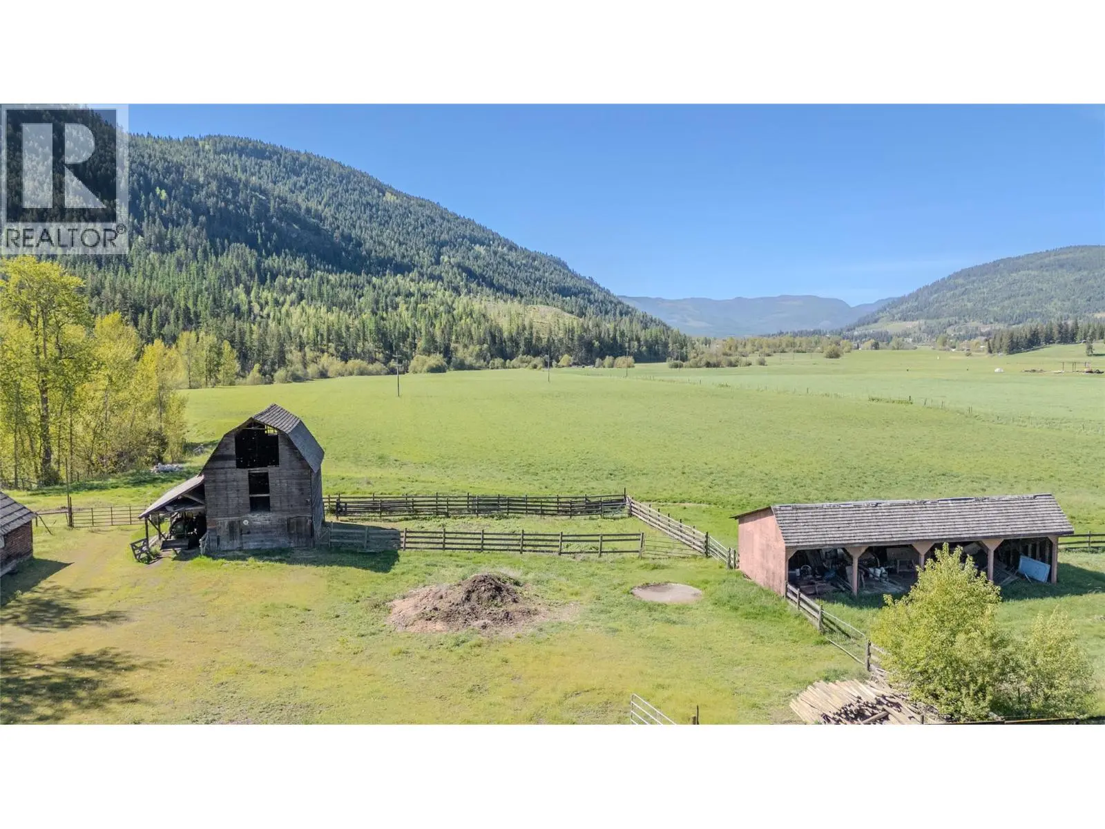 487 Mabel Lake Road. Lumby, British Columbia