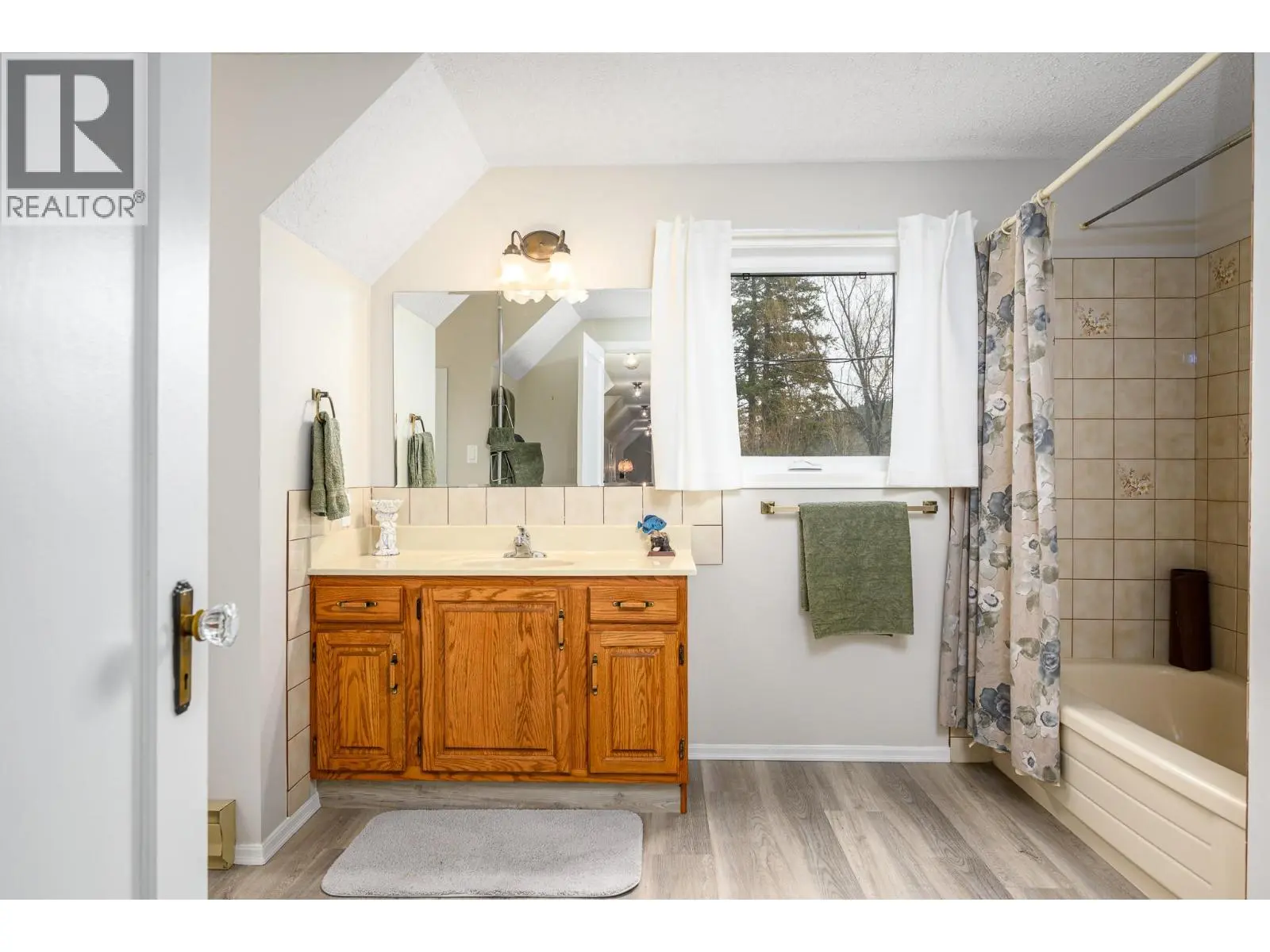 487 Mabel Lake Road. Lumby, British Columbia
