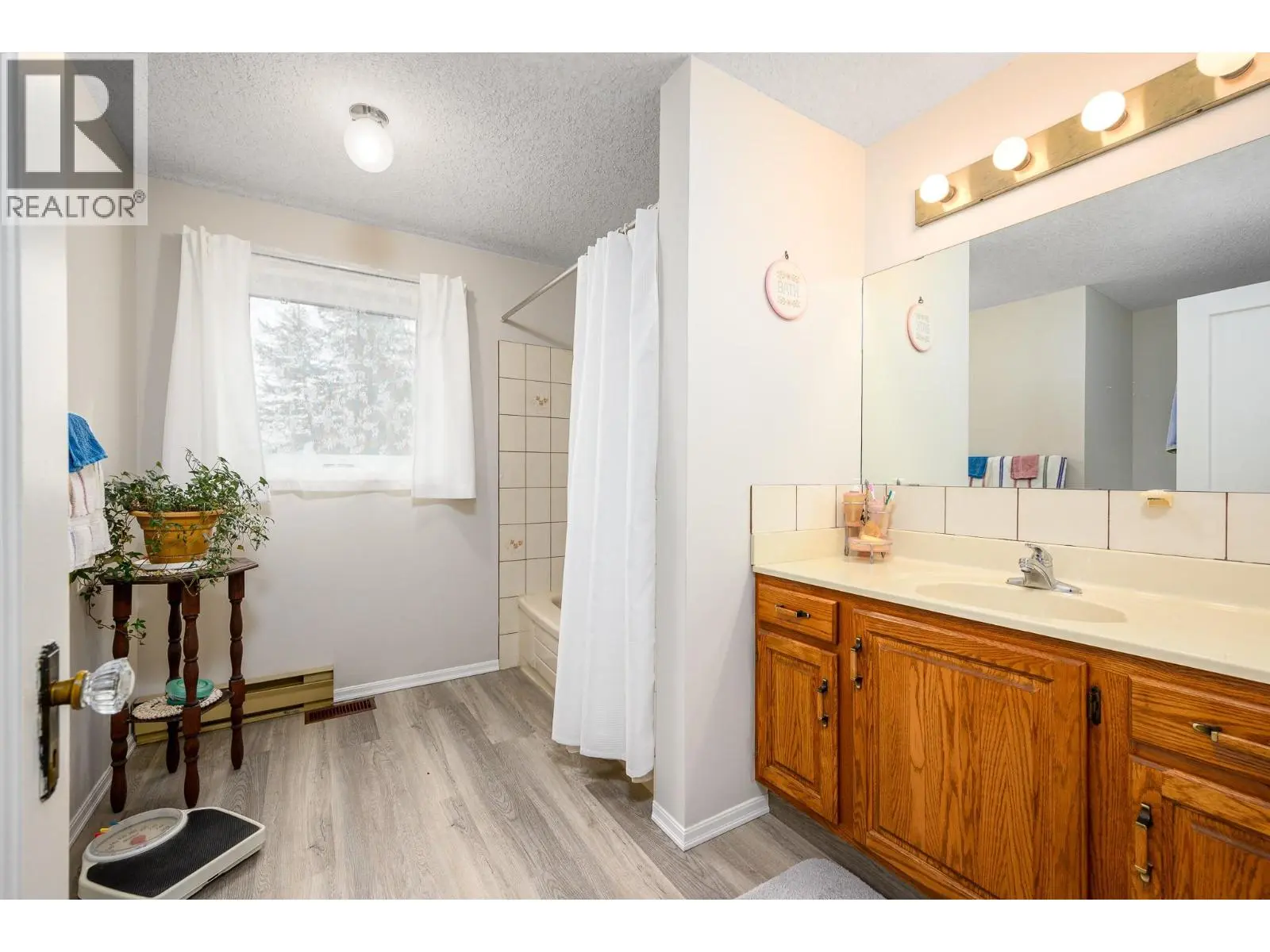 487 Mabel Lake Road. Lumby, British Columbia