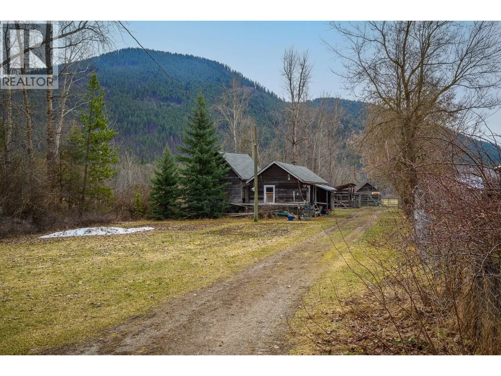487 Mabel Lake Road. Lumby, British Columbia