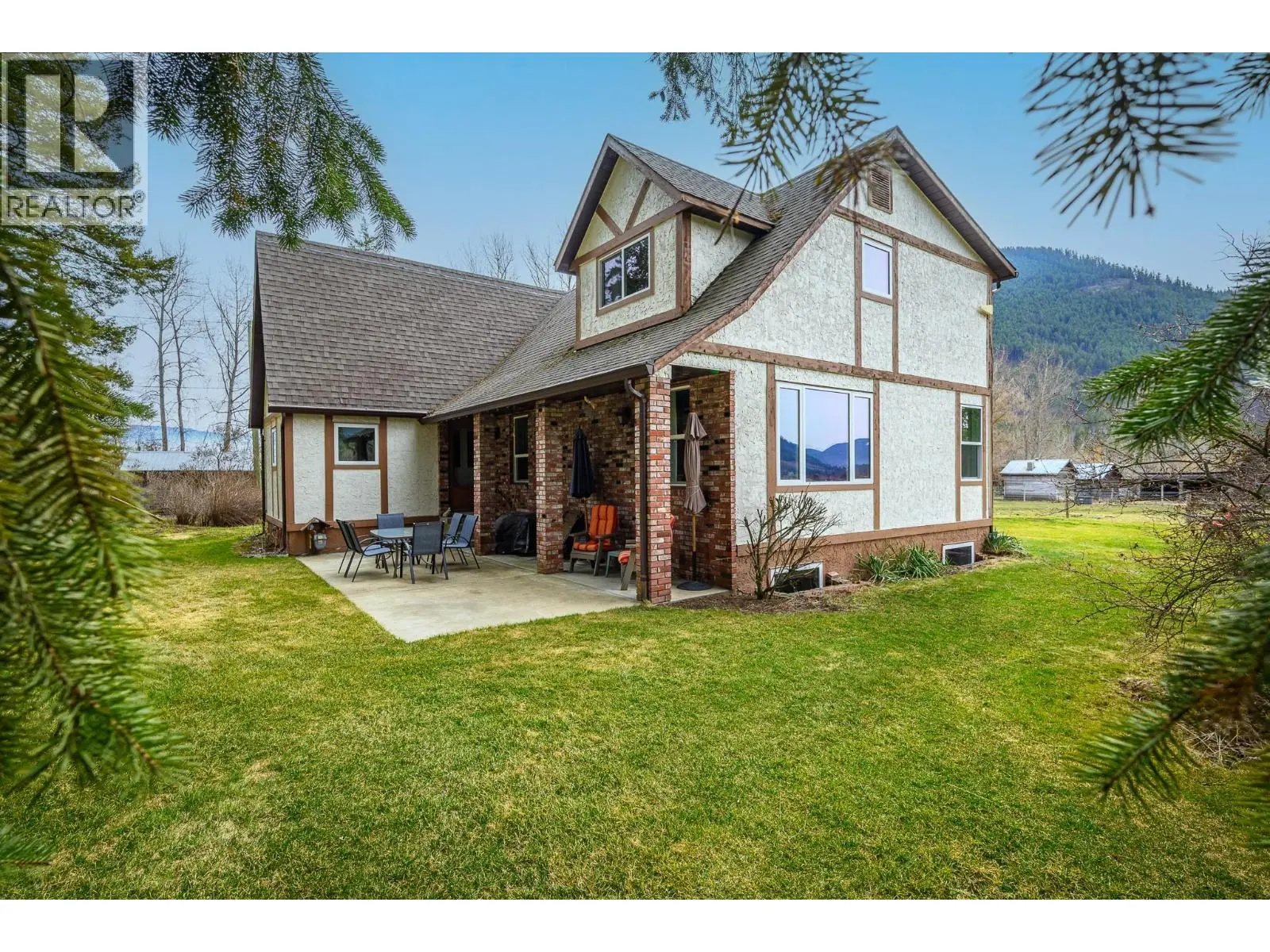 487 Mabel Lake Road. Lumby, British Columbia