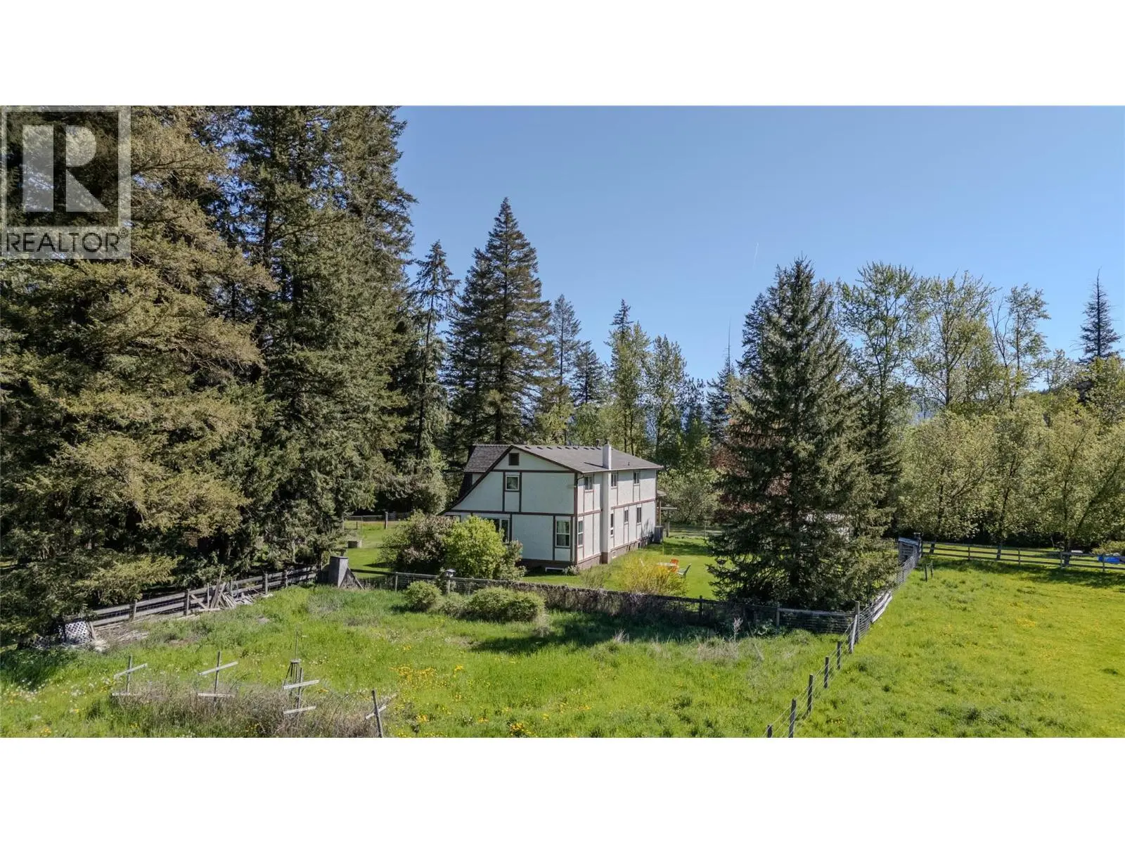 487 Mabel Lake Road. Lumby, British Columbia