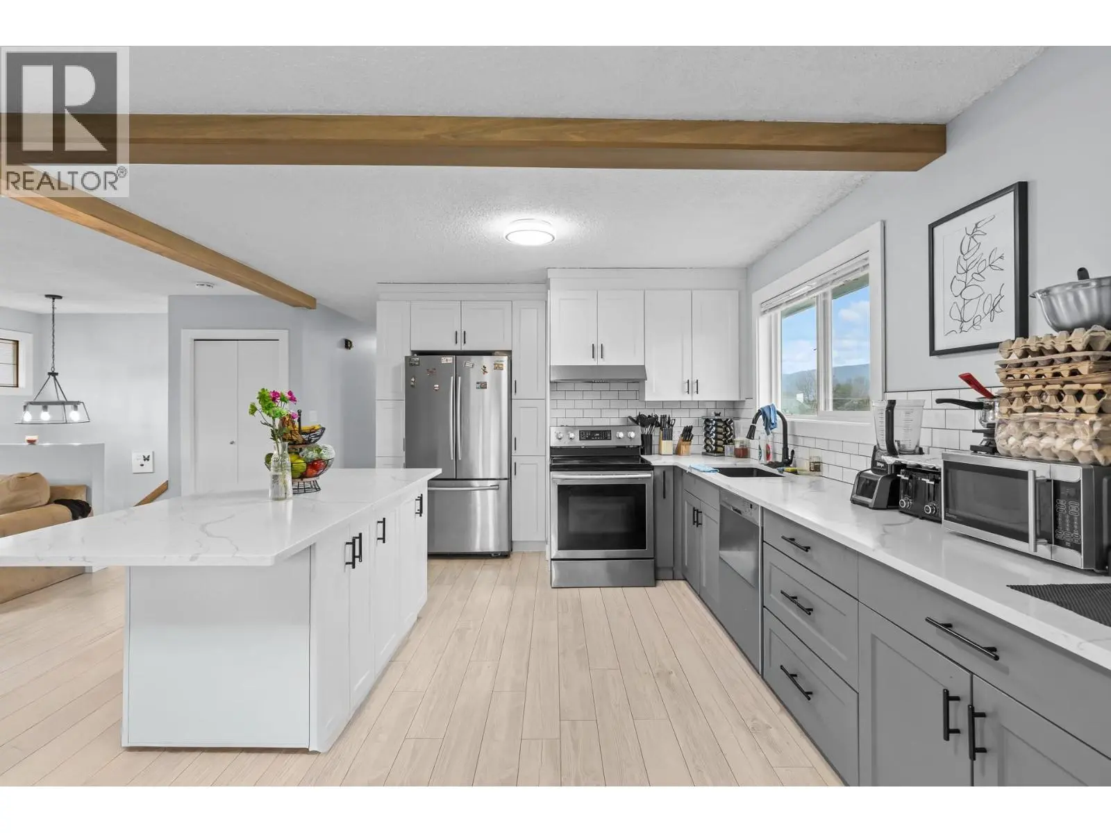 714 Young Road. Kelowna, British Columbia