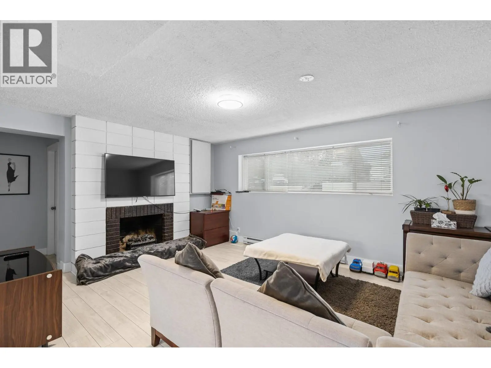 714 Young Road. Kelowna, British Columbia
