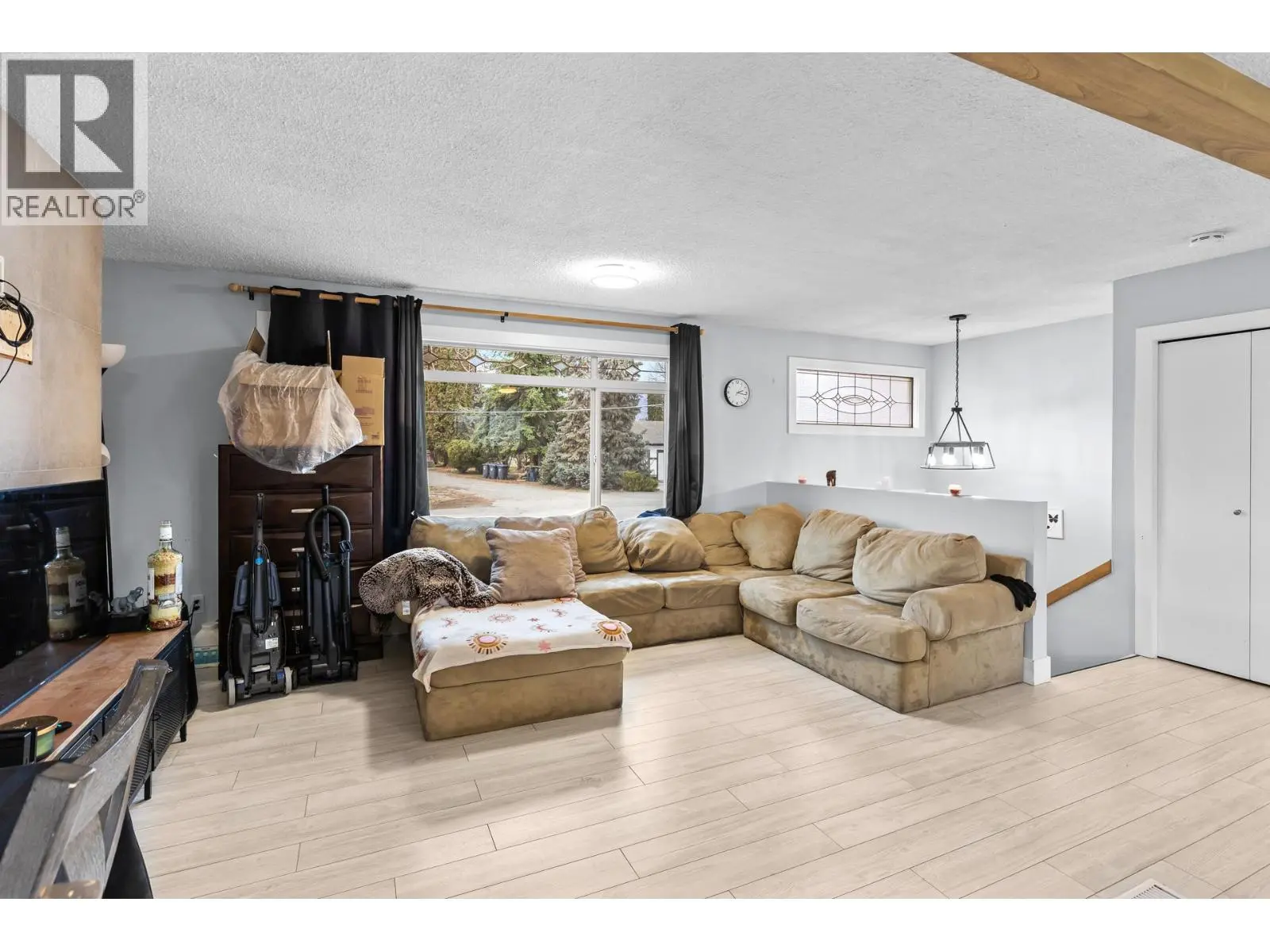 714 Young Road. Kelowna, British Columbia