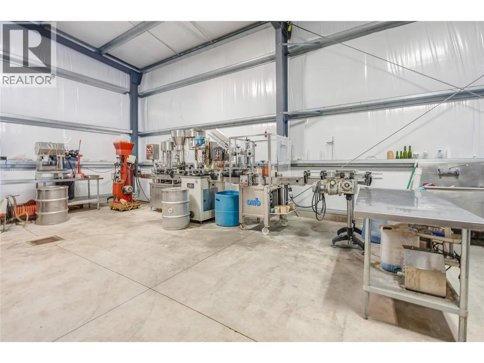 5214 Monro Avenue. Summerland, British Columbia