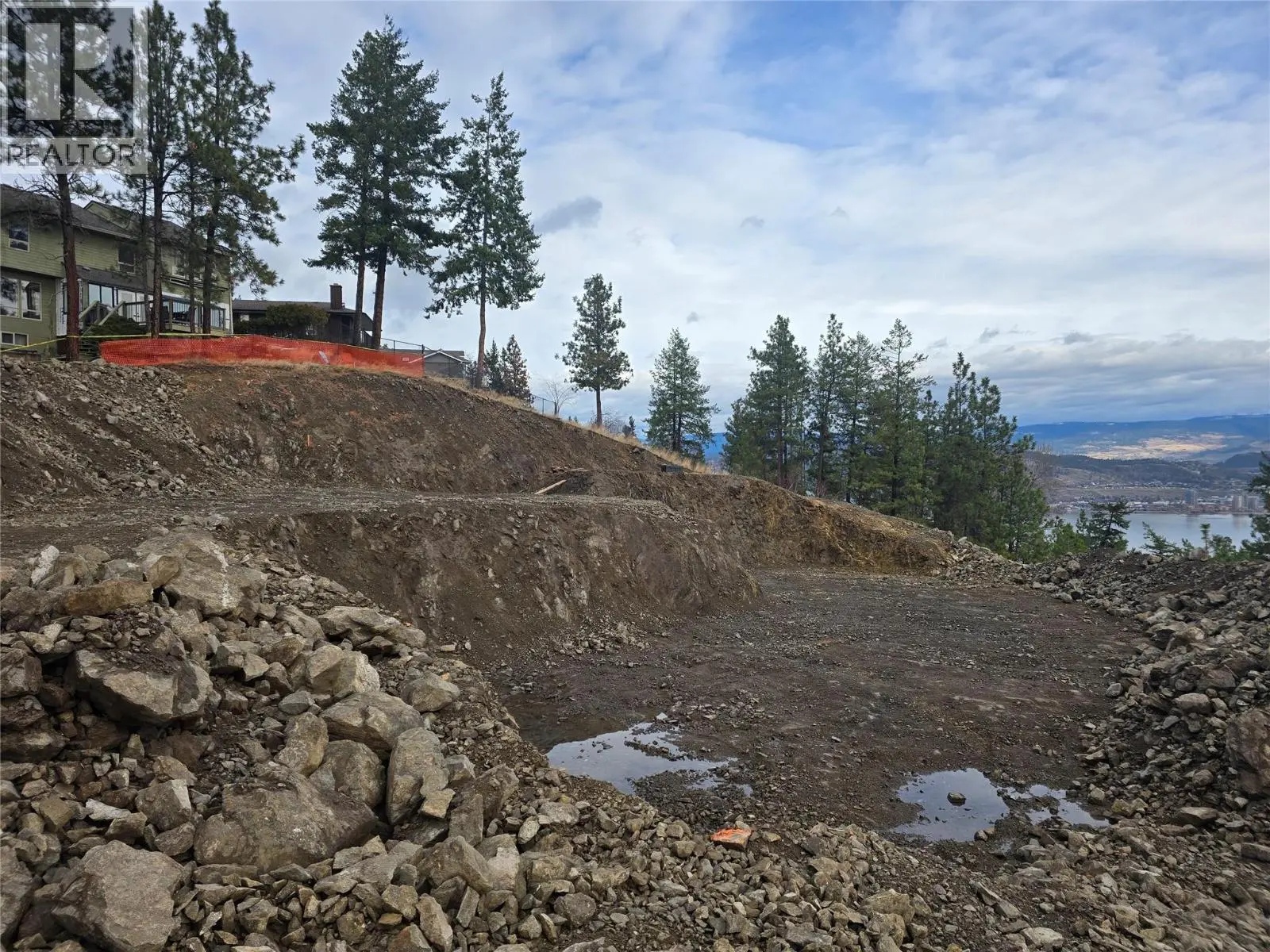 Prop Lot A 930 Pinewood Place Unit# 1. West Kelowna, British Columbia