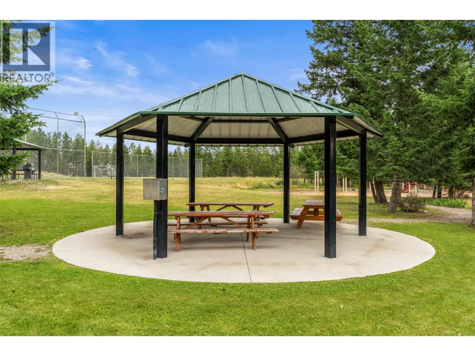 450 Mountain Drive. Vernon, British Columbia