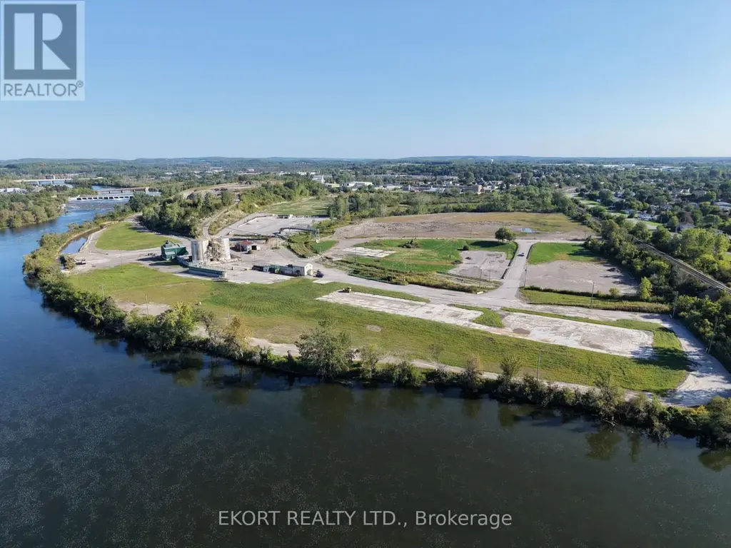 300 Marmora Street, Quinte West (Trenton Ward)