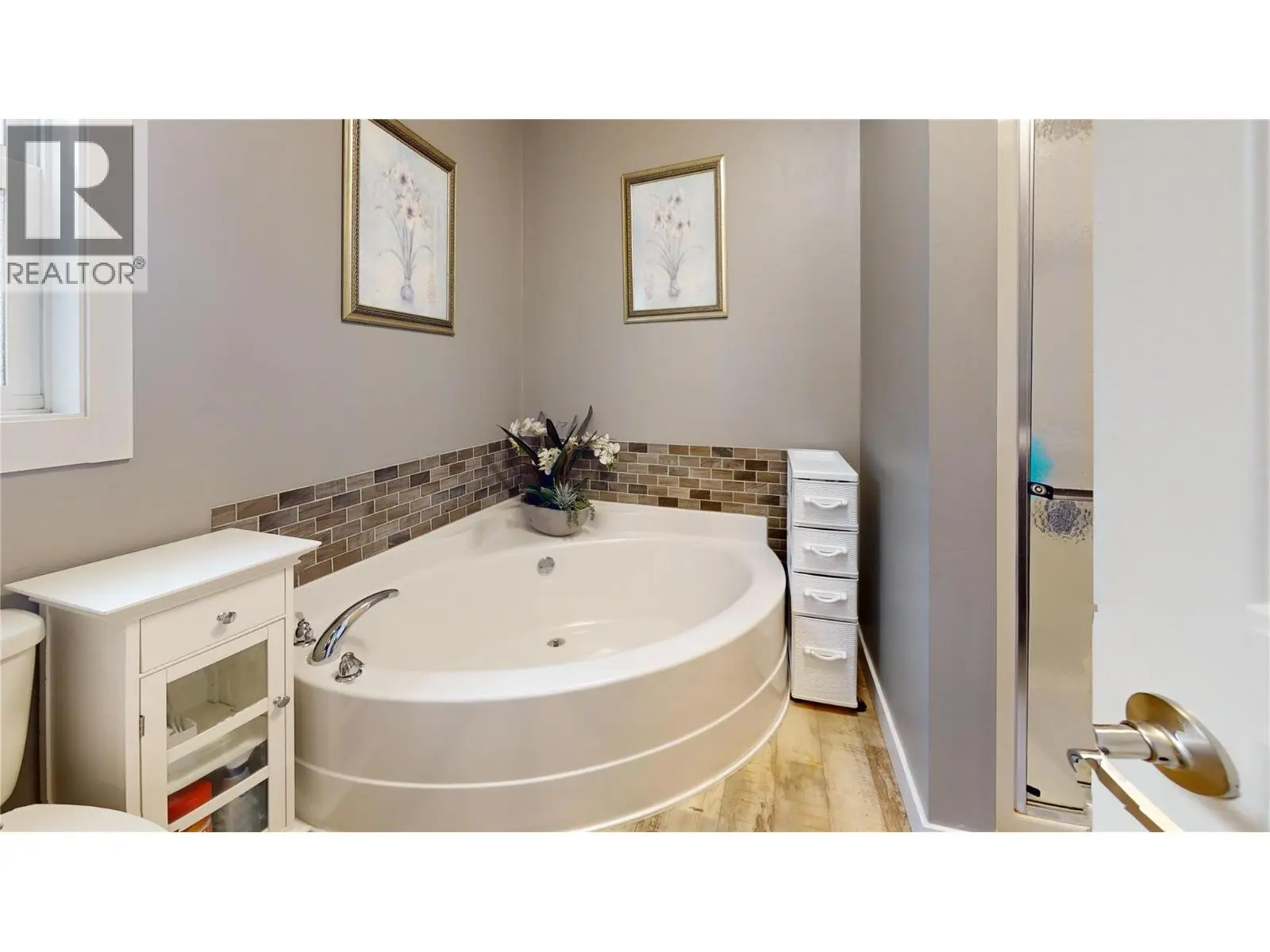 8945 Hwy 97n Unit# 69. Kelowna, British Columbia