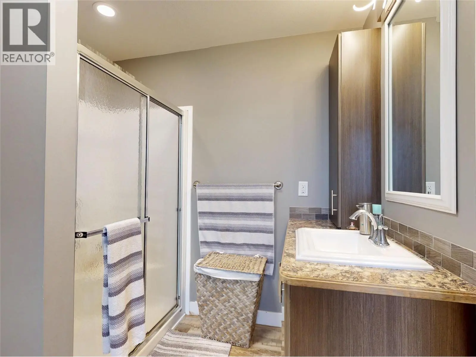 8945 Hwy 97n Unit# 69. Kelowna, British Columbia