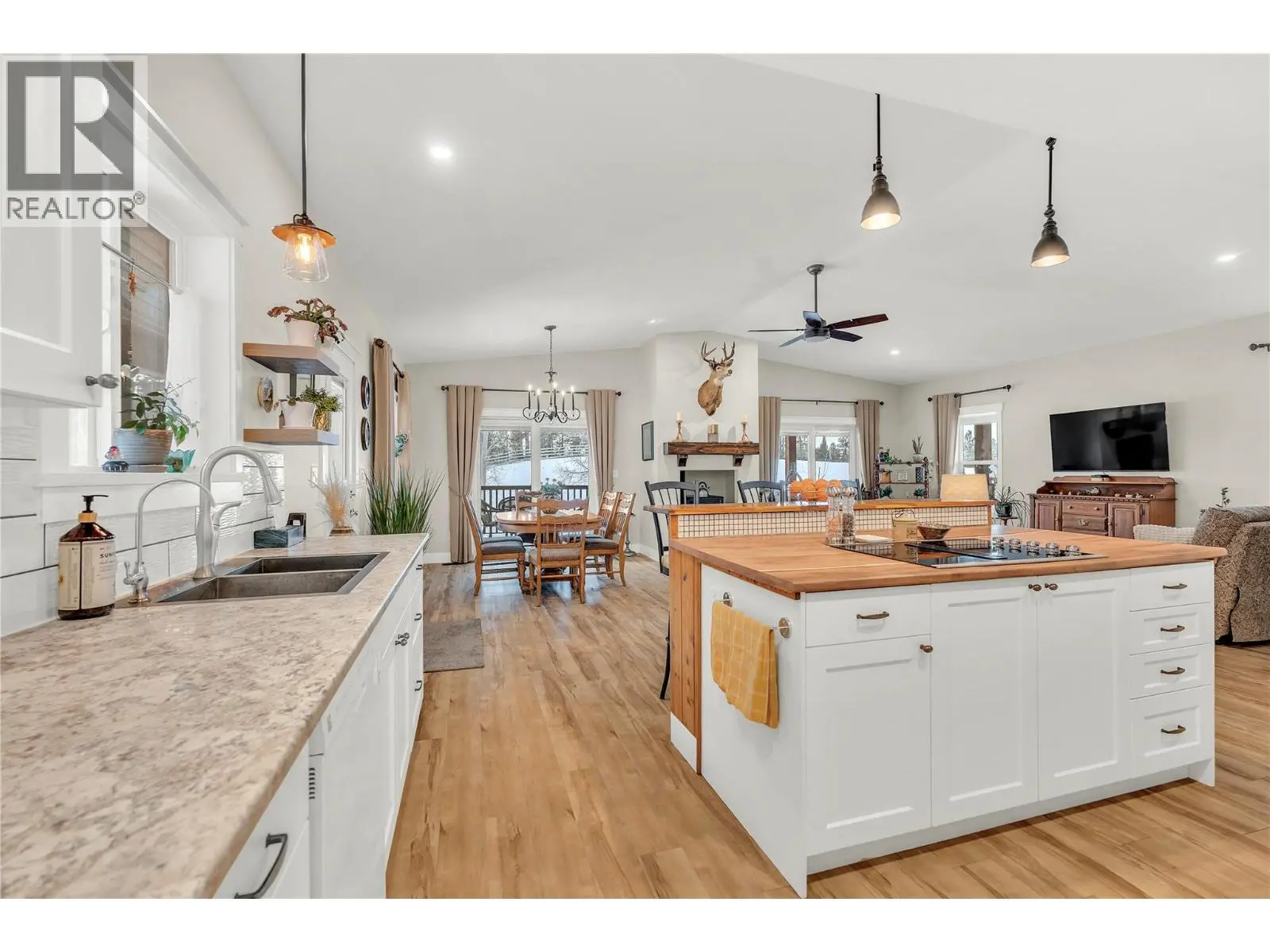 451 Princeton Summerland Road. Princeton, British Columbia