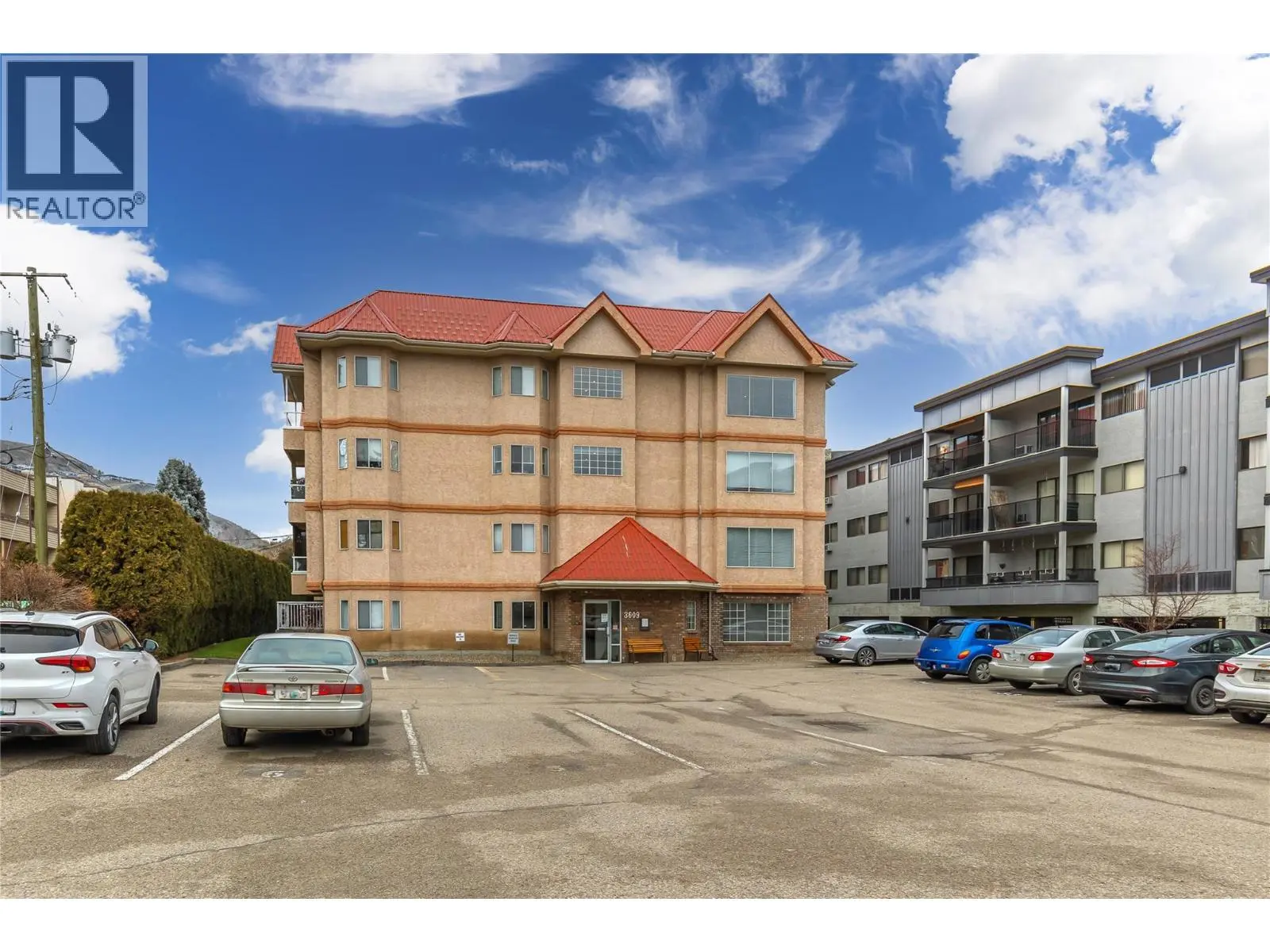 Photo of Listing #10374728