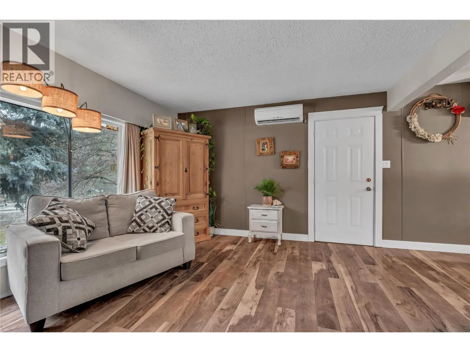 364 Princeton Summerland Road. Princeton, British Columbia