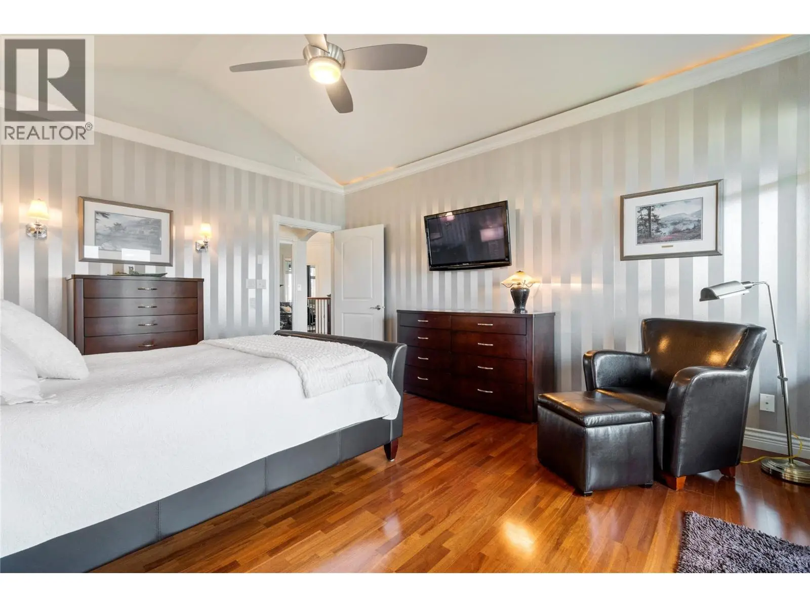 2990 20 Street Ne Unit# 33. Salmon Arm, British Columbia