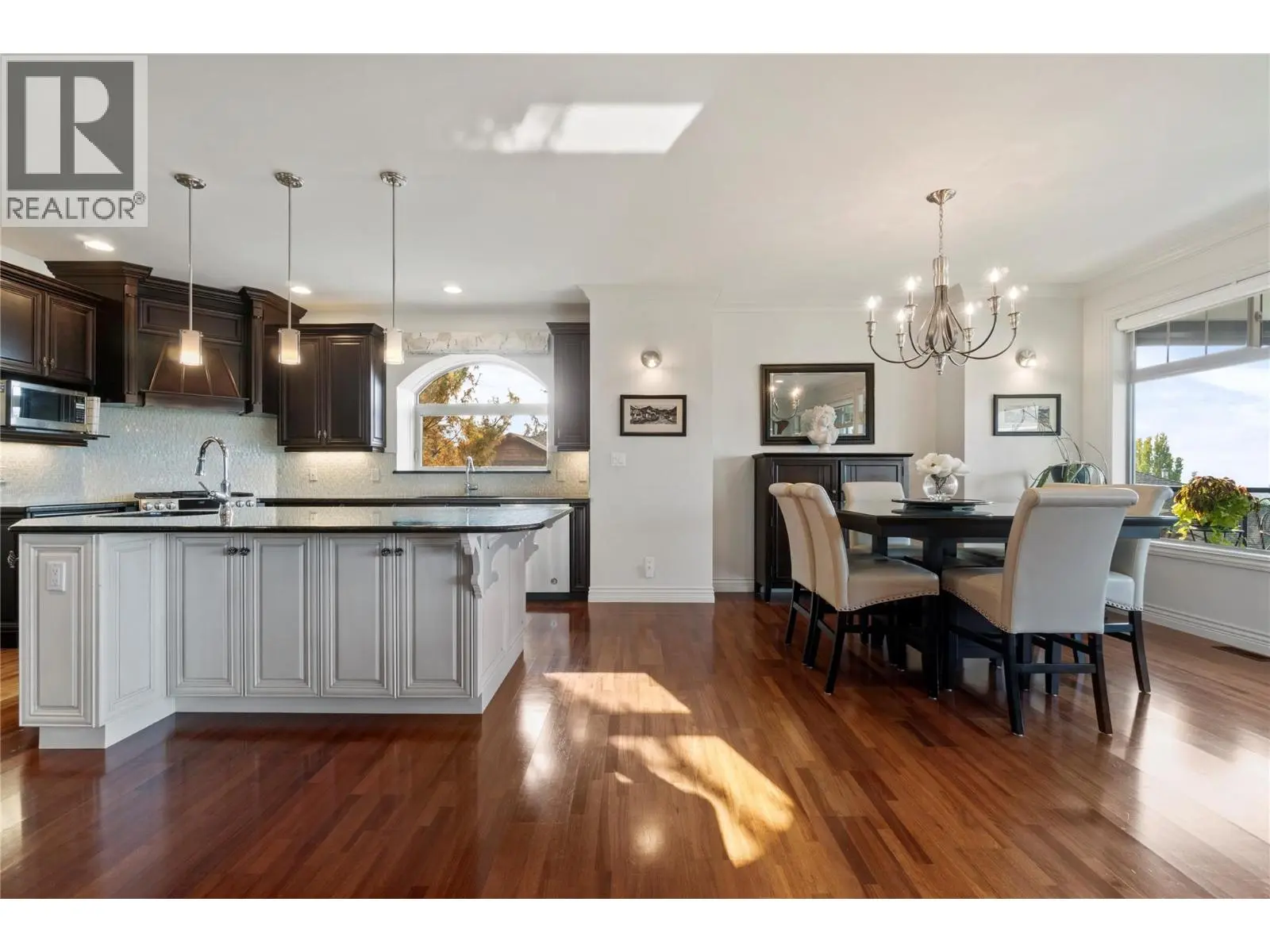 2990 20 Street Ne Unit# 33. Salmon Arm, British Columbia