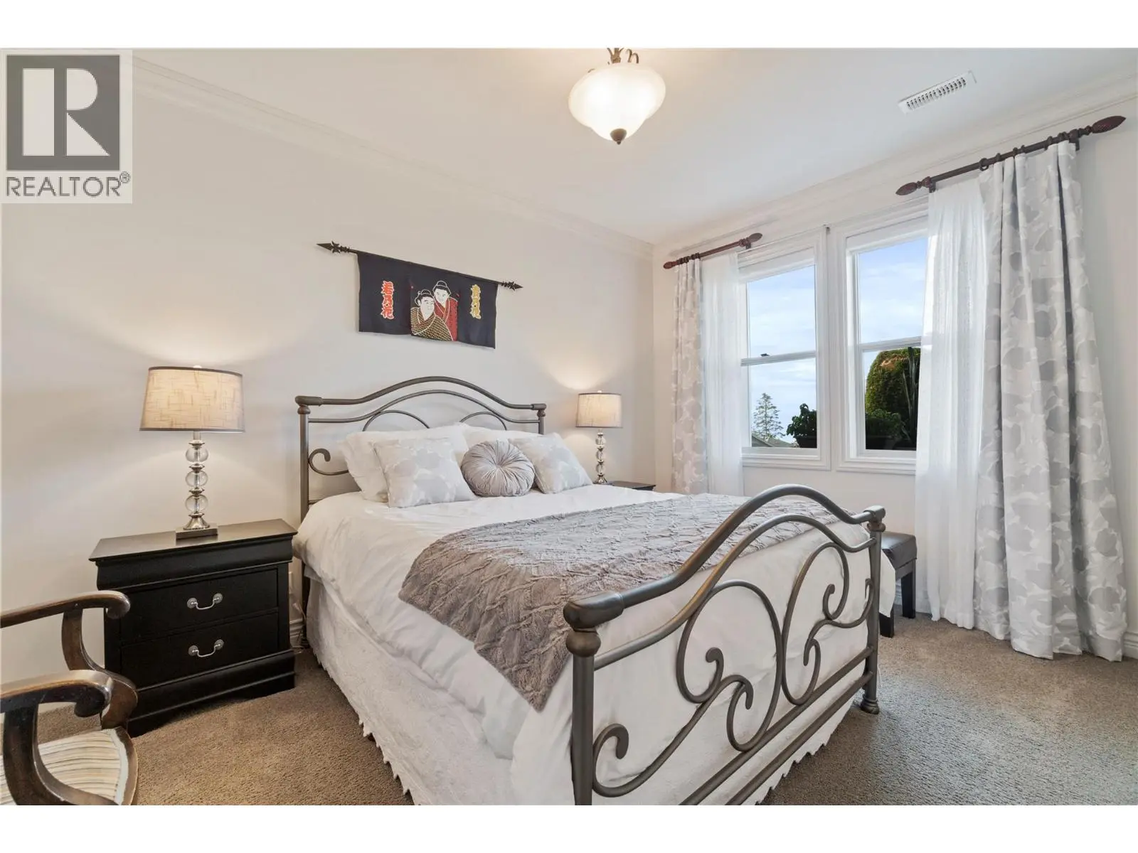 2990 20 Street Ne Unit# 33. Salmon Arm, British Columbia
