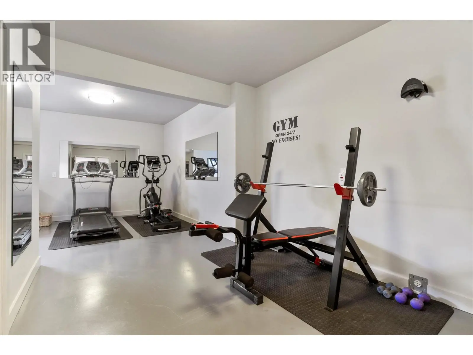 2990 20 Street Ne Unit# 33. Salmon Arm, British Columbia