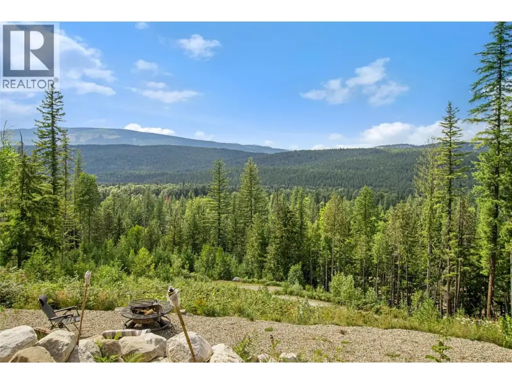 1446 Nittel Road, Seymour Arm