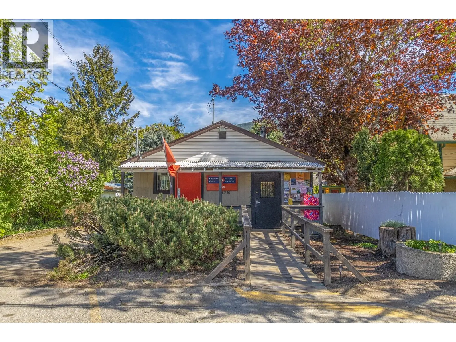 7310 50 Street Ne. Salmon Arm, British Columbia