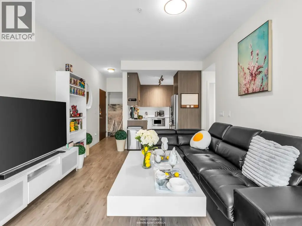 226 6283 Kingsway Avenue, Burnaby